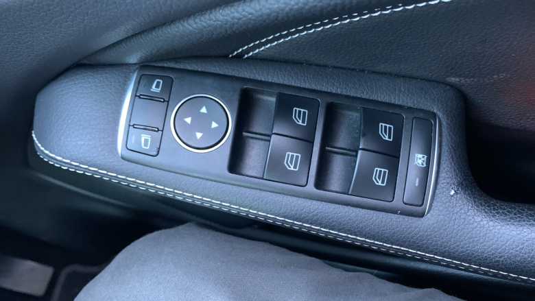 Mercedes-Benz GLA 180 Urban Edition 5dr Auto Petrol Hatchback